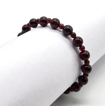 Natural garnet bracelet for root chakra passion courage January birthstone Mars energy